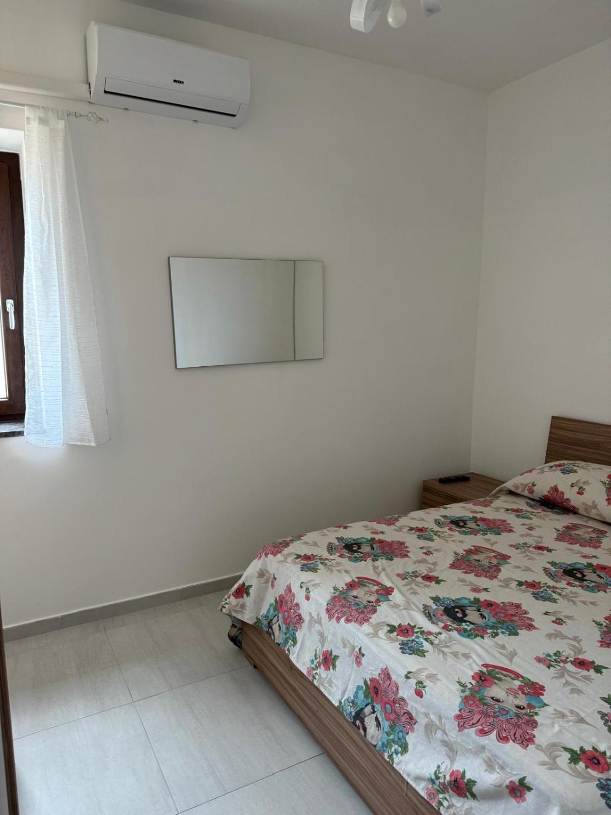 מלון קסטלבאטה Casa Iris מראה חיצוני תמונה